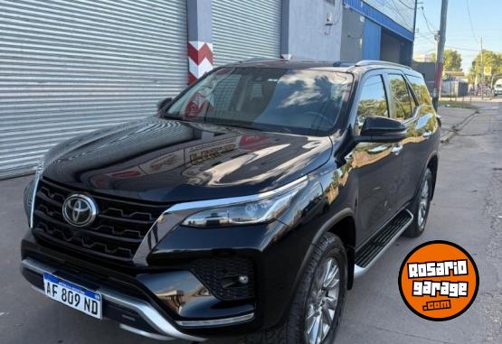 Camionetas - Toyota Sw4 srx 7 as 2023 Diesel 100000Km - En Venta