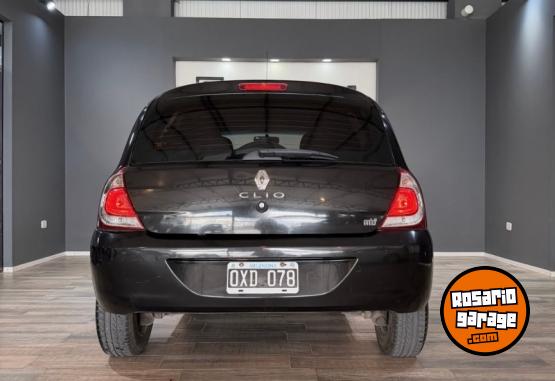 Autos - Renault Clio Mio 2015 Nafta 115500Km - En Venta