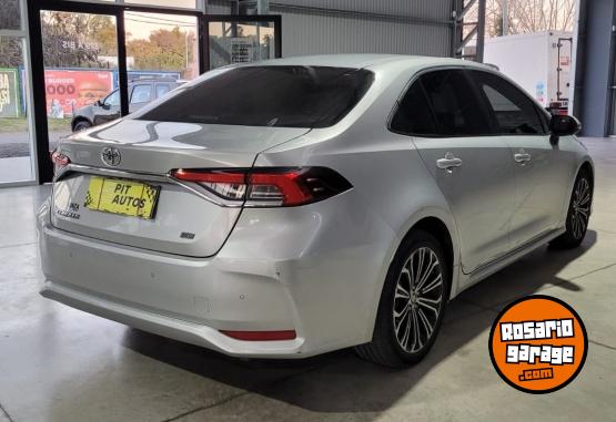 Autos - Toyota COROLLA SEG. 2021 Nafta 124000Km - En Venta
