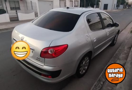 Autos - Peugeot 2011 2011 GNC 157000Km - En Venta