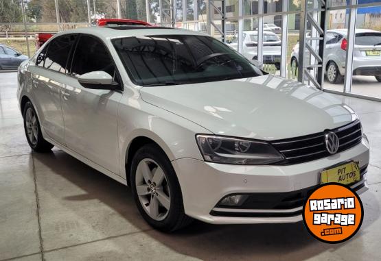 Autos - Volkswagen VENTO 2017 Nafta 111111Km - En Venta