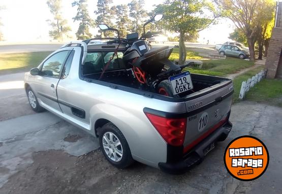 Camionetas - Peugeot Hoggar xs 1.6 2014 Nafta 65000Km - En Venta