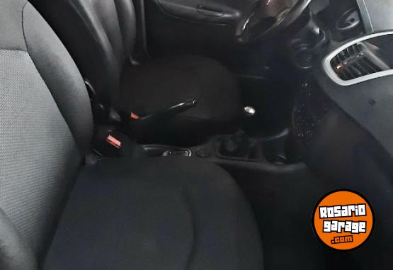 Camionetas - Peugeot Hoggar xs 1.6 2014 Nafta 65000Km - En Venta