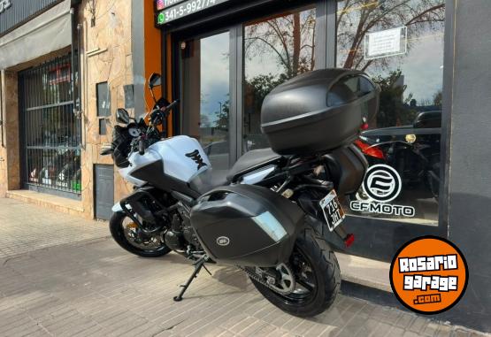 Motos - Kawasaki VERSYS 650 2013 Nafta 63000Km - En Venta