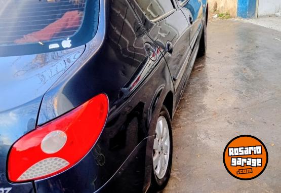 Autos - Peugeot 207 compact Allure 2013 Nafta 139000Km - En Venta
