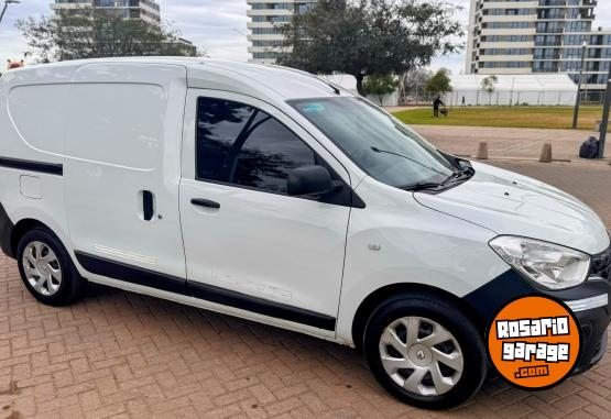 Utilitarios - Renault KANGOO EXPRESS 1.6 2024 GNC - En Venta