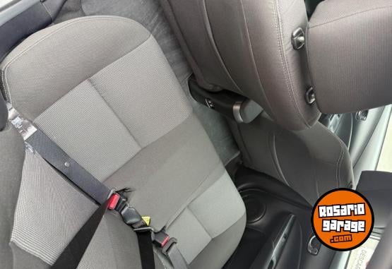 Autos - Toyota YARIS XS CVT 2026 Nafta 1Km - En Venta