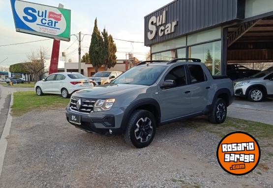 Utilitarios - Renault Oroch 1.3T iconic 2023 Nafta 41000Km - En Venta