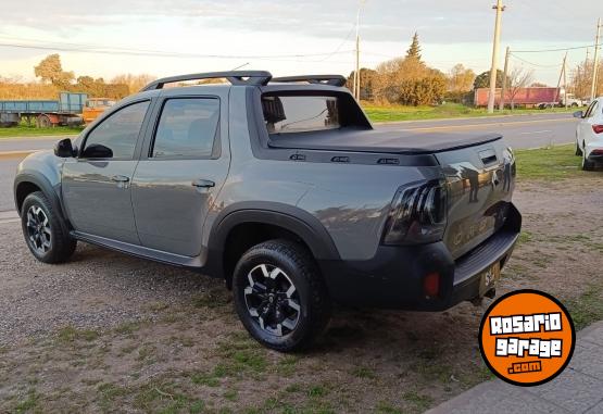 Utilitarios - Renault Oroch 1.3T iconic 2023 Nafta 41000Km - En Venta