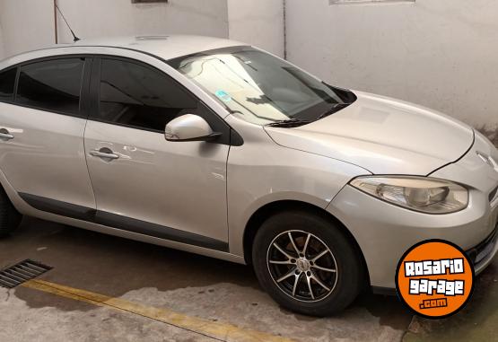 Autos - Renault Confort 2012 Nafta 277000Km - En Venta
