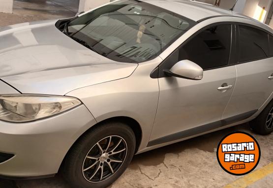 Autos - Renault Confort 2012 Nafta 277000Km - En Venta