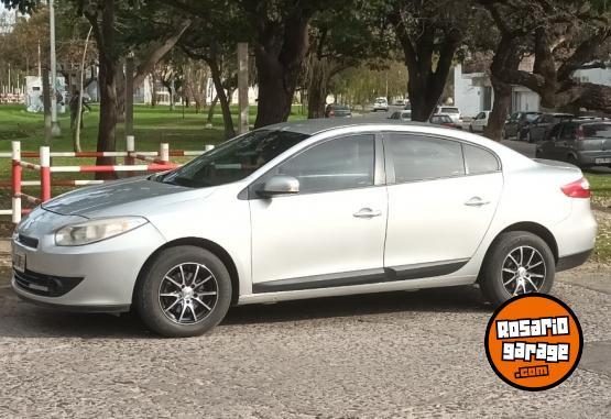 Autos - Renault Confort 2012 Nafta 277000Km - En Venta