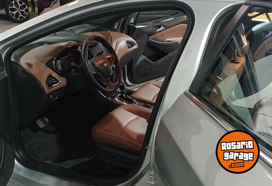 Autos - Chevrolet CRUZE 4P PREMIER A/T 2021 Nafta 76695Km - En Venta