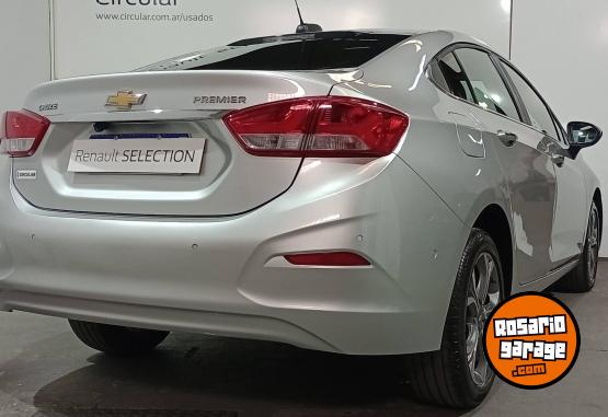 Autos - Chevrolet CRUZE 4P PREMIER A/T 2021 Nafta 76695Km - En Venta