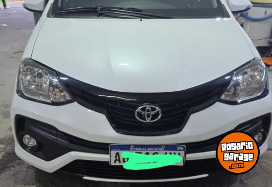 Autos - Toyota ETIS XLS PACK 2024 Nafta 44400Km - En Venta