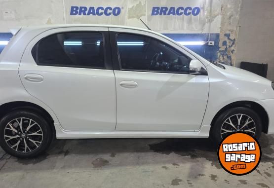 Autos - Toyota ETIS XLS PACK 2024 Nafta 44400Km - En Venta