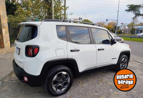 Camionetas - Jeep RENEGADE 2017 Nafta 98000Km - En Venta