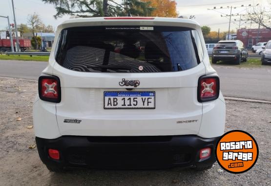 Camionetas - Jeep RENEGADE 2017 Nafta 98000Km - En Venta