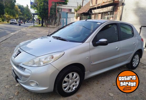 Autos - Peugeot 207 2012 Nafta 110000Km - En Venta