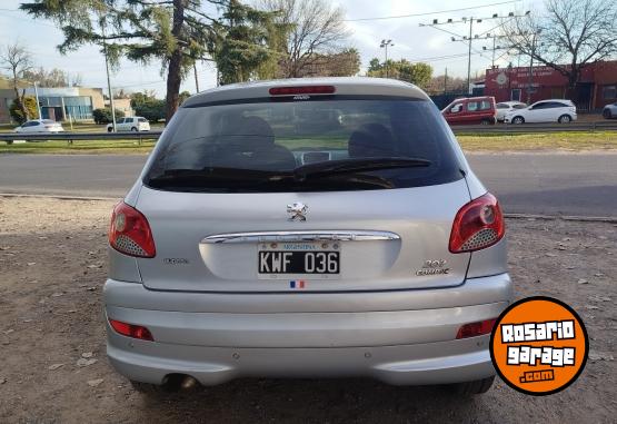 Autos - Peugeot 207 2012 Nafta 110000Km - En Venta