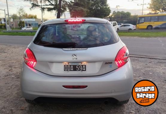 Autos - Peugeot 208 2014 Nafta - En Venta
