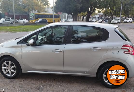 Autos - Peugeot 208 2014 Nafta - En Venta