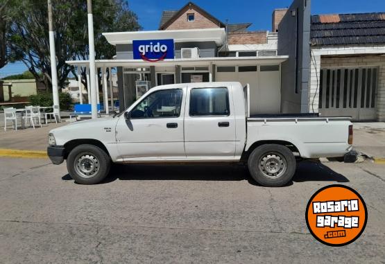 Camionetas - Toyota Hilux 1999 Diesel 348000Km - En Venta
