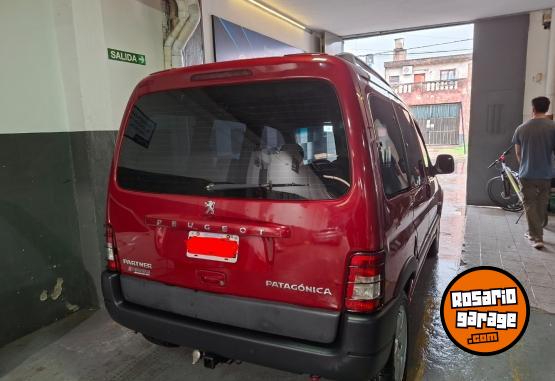 Utilitarios - Peugeot Parner patagonica vtc plu 2014 Nafta 147000Km - En Venta