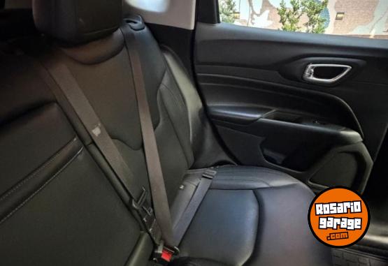 Camionetas - Jeep Jeep Compass 2022 Nafta 106000Km - En Venta