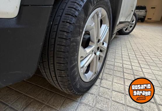 Camionetas - Jeep Jeep Compass 2022 Nafta 106000Km - En Venta