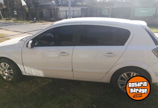 Autos - Chevrolet Vectra 2011 GNC 143000Km - En Venta