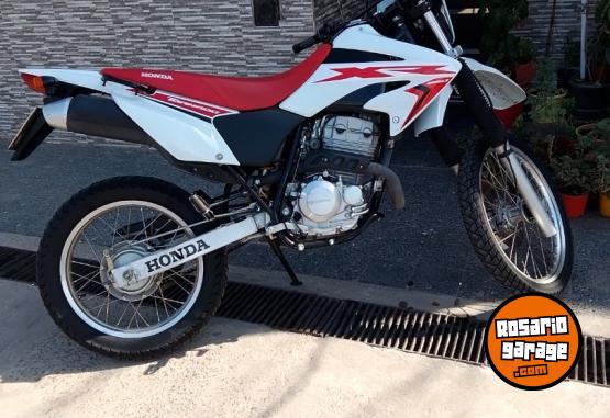 Motos - Honda Xr tornado 250 2017 Nafta 28700Km - En Venta