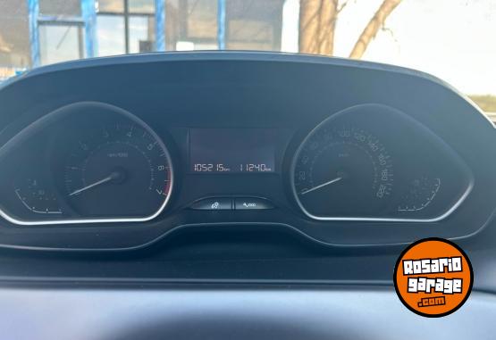 Autos - Peugeot 208 FELINE 2018 Nafta 105000Km - En Venta