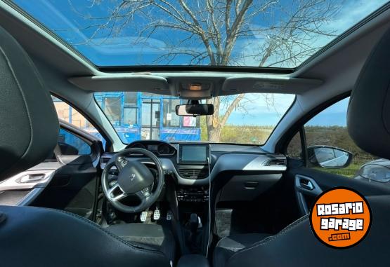 Autos - Peugeot 208 FELINE 2018 Nafta 105000Km - En Venta