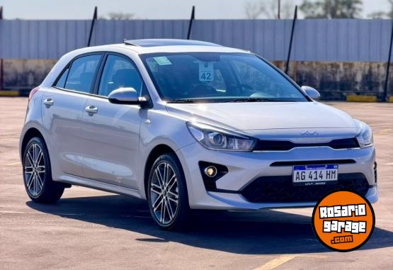 Autos - Kia Rio SX 2023 Nafta 17000Km - En Venta