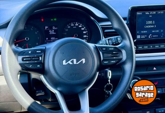 Autos - Kia Rio SX 2023 Nafta 17000Km - En Venta
