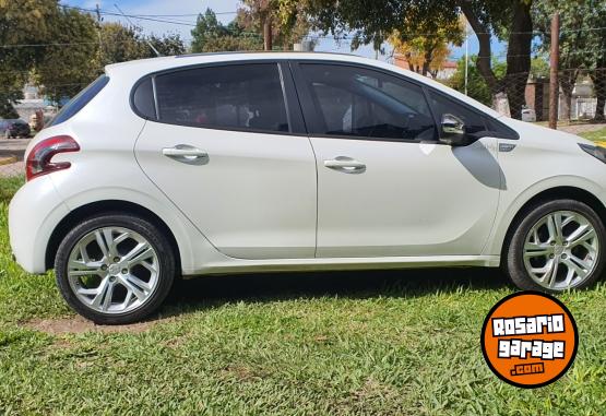 Autos - Peugeot 208 urban tech 1.6 2019 Nafta 90000Km - En Venta