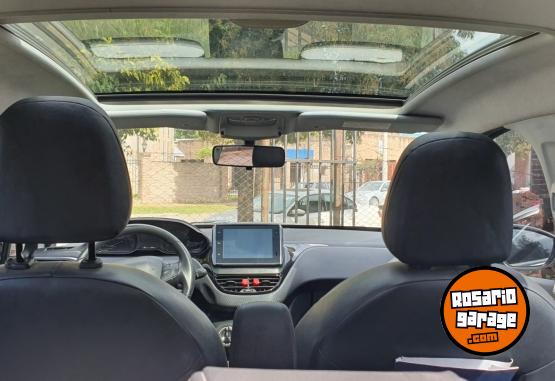 Autos - Peugeot 208 urban tech 1.6 2019 Nafta 90000Km - En Venta