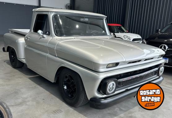 Clásicos - CHEVROLET APACHE - En Venta