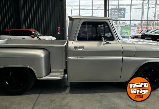 Clásicos - CHEVROLET APACHE - En Venta