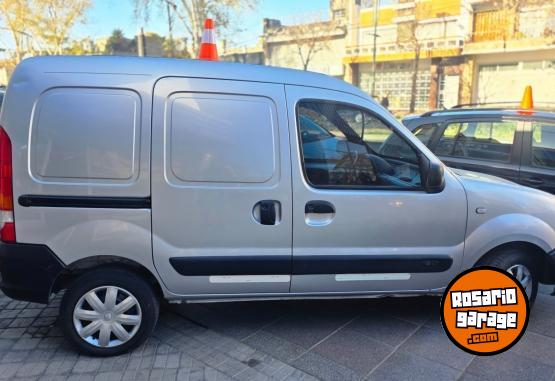 Utilitarios - Renault KANGOO CONFORT 1.6 C/GNC 2016 GNC - En Venta