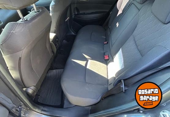 Autos - Toyota Corolla Cross 2.0 Xli Cvt 2022 Nafta 9000Km - En Venta
