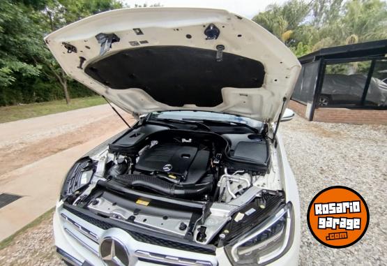 Camionetas - Mercedes Benz GLC 300 OFFROAD 4MATIC 2020 Nafta 80000Km - En Venta