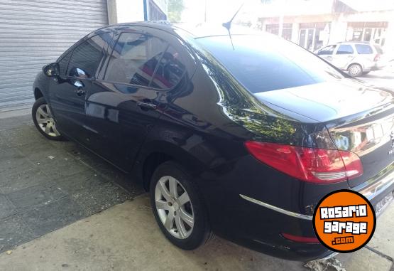 Autos - Peugeot 408 ALLURE CON NAVEGADOR 2014 Diesel 103000Km - En Venta