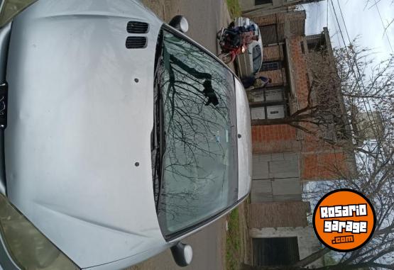 Autos - Peugeot 206 2007 Diesel 200000Km - En Venta