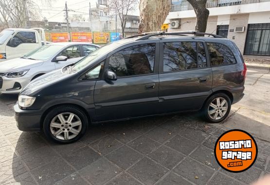 Autos - Chevrolet ZAFIRA GLS 2.0 NAFTA 7 AS 2006 Nafta 138000Km - En Venta