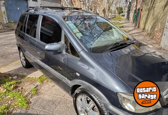 Autos - Chevrolet ZAFIRA GLS 2.0 NAFTA 7 AS 2006 Nafta 138000Km - En Venta