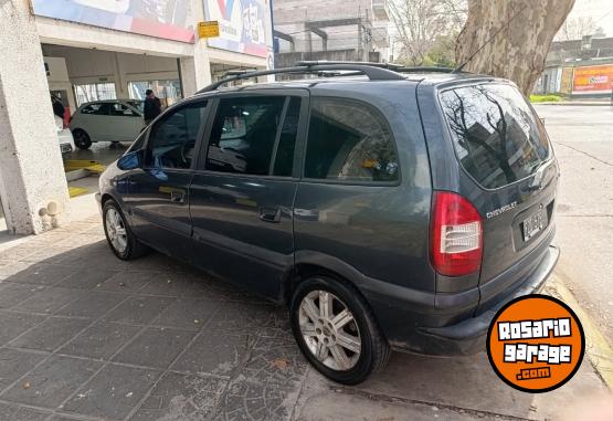 Autos - Chevrolet ZAFIRA GLS 2.0 NAFTA 7 AS 2006 Nafta 138000Km - En Venta