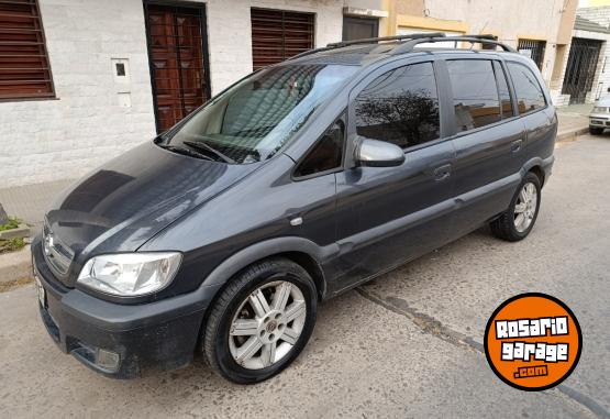 Autos - Chevrolet ZAFIRA GLS 2.0 NAFTA 7 AS 2006 Nafta 138000Km - En Venta
