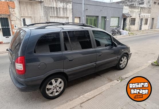 Autos - Chevrolet ZAFIRA GLS 2.0 NAFTA 7 AS 2006 Nafta 138000Km - En Venta